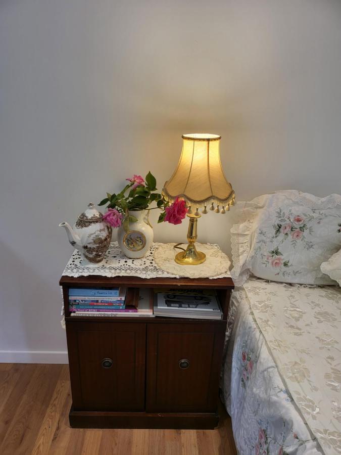 רדינג The Apple And Plum Cottage Studio Apartment New מראה חיצוני תמונה
