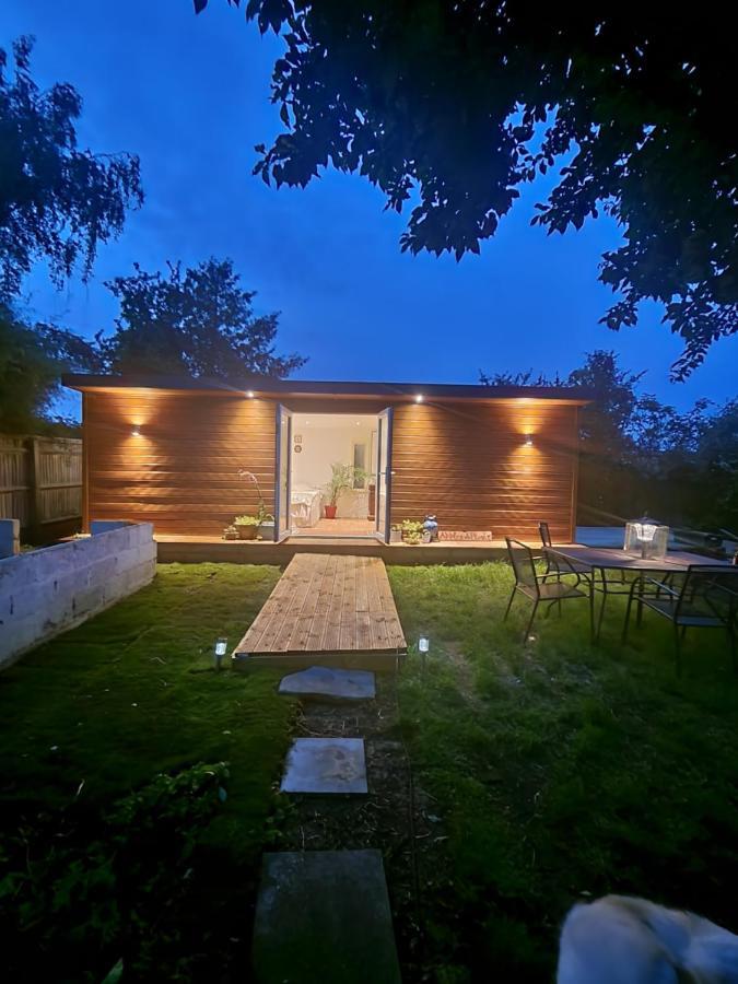 רדינג The Apple And Plum Cottage Studio Apartment New מראה חיצוני תמונה
